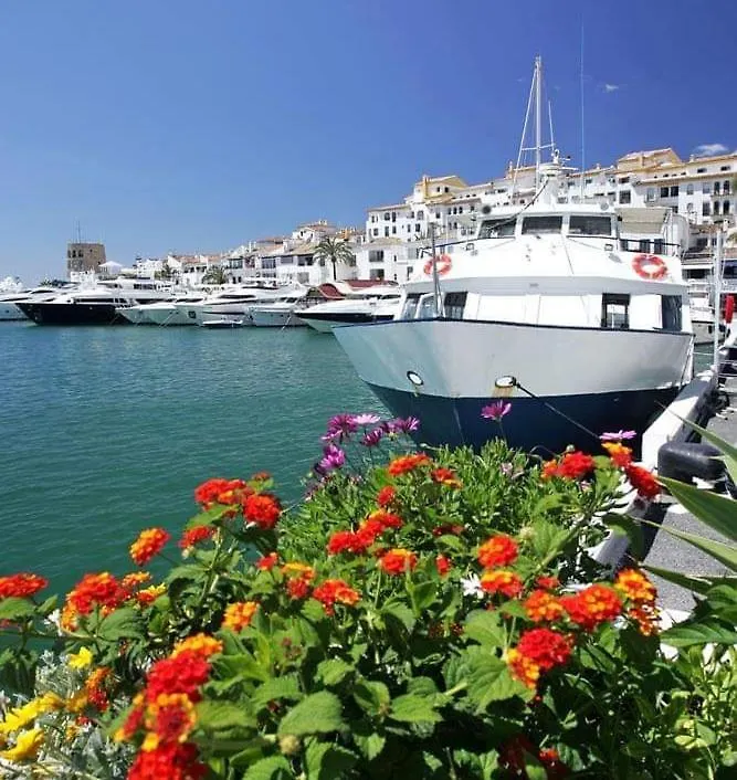 Matchroom Country Club Perla Roja 1 Malaga Spain